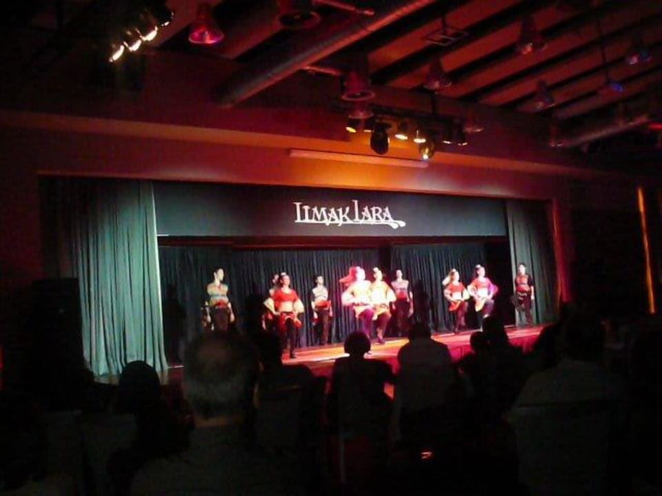 Animation Limak Lara Deluxe Hotel & Resort