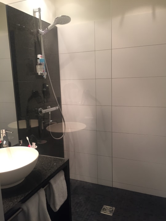 Zimmer Motel One Hamburg-Alster