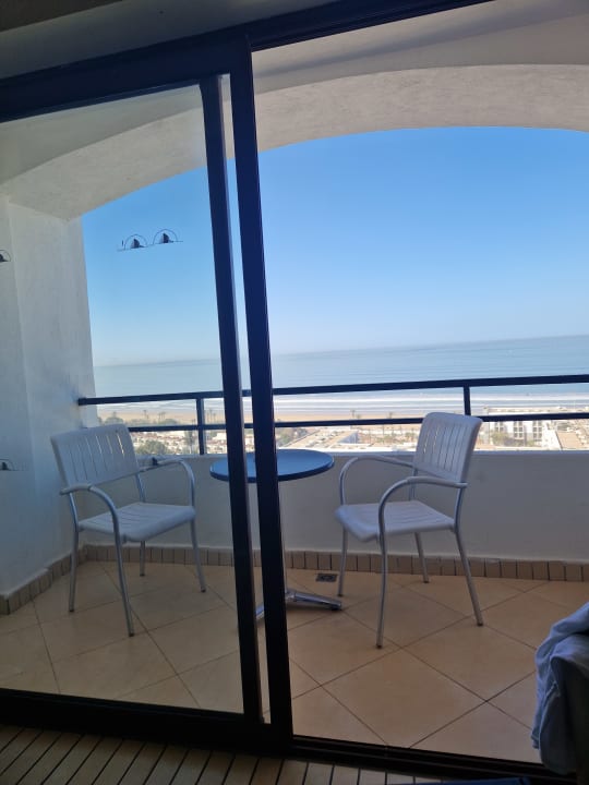 Zimmer Anezi Tower Hotel