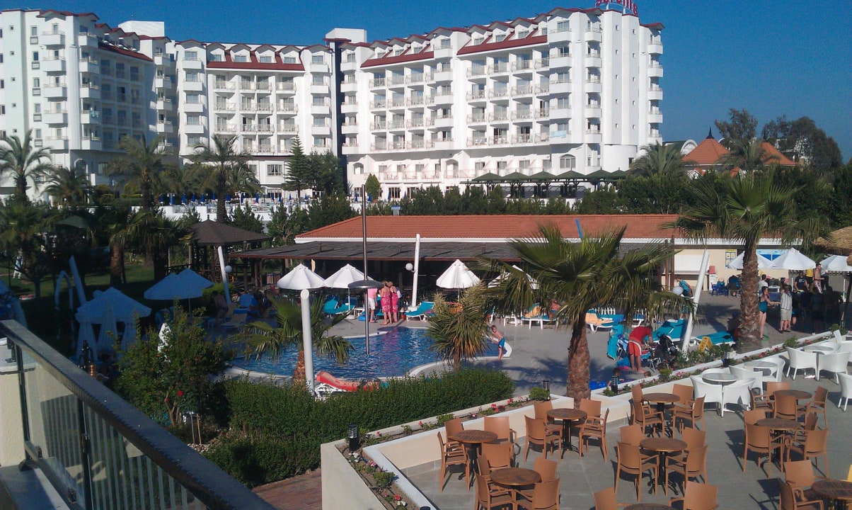 Pool Side Mare Resort & Spa