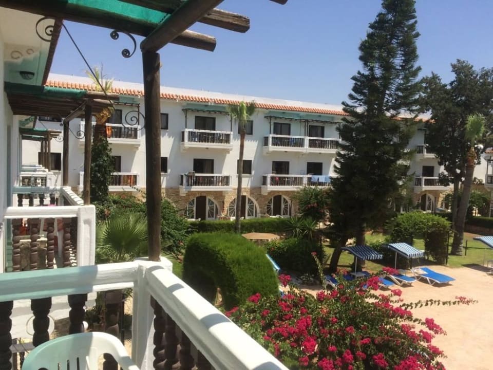 Gepflegt Lysithea Hotel Apartments