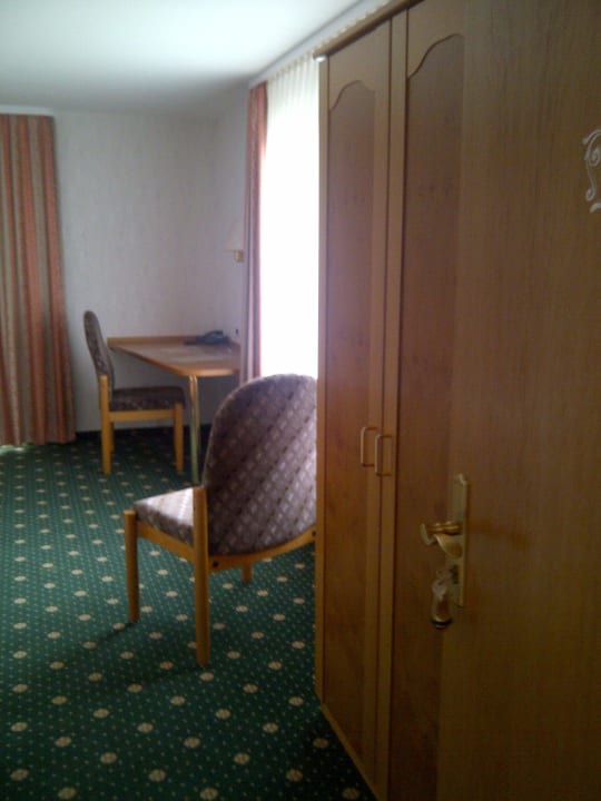 Blick ins Zimmer Hotel Drei Könige