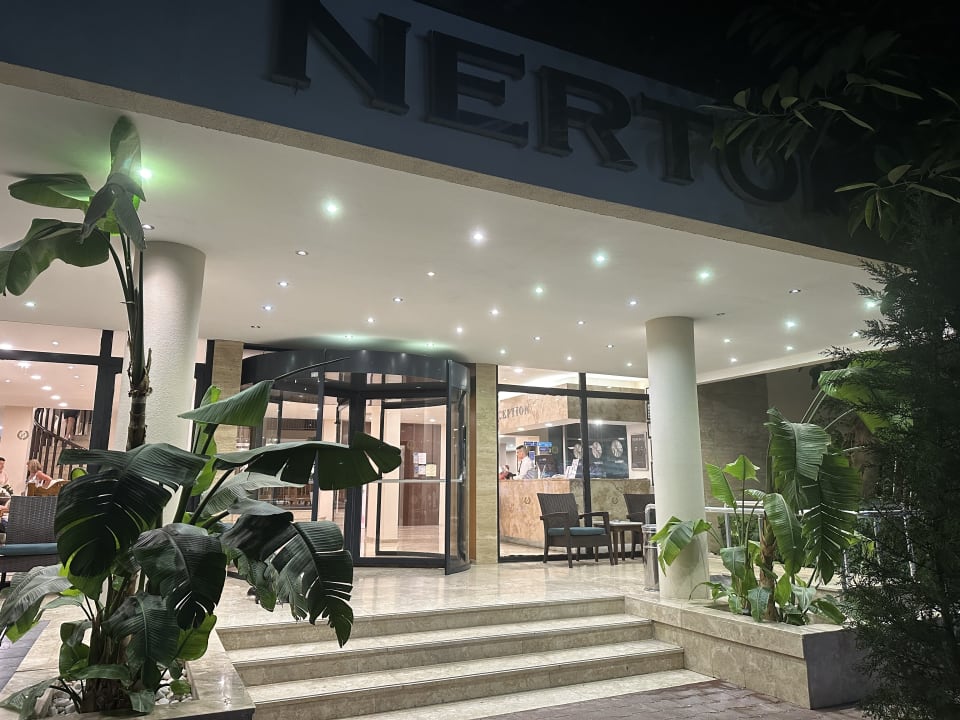 Außenansicht Nerton Hotel - Erwachsenenhotel ab 16 Jahren