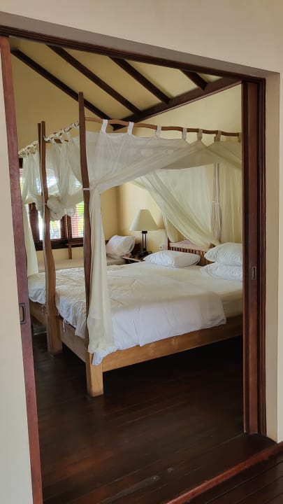 Zimmer Filitheyo Island Resort