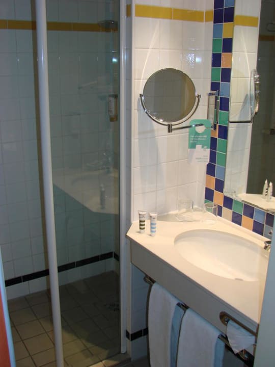 Blick ins Bad Mercure Hotel & Residenz Berlin Checkpoint Charlie