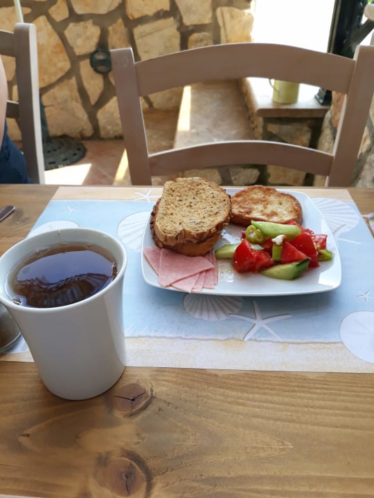 Gastro GreenHill Holiday Suites Sarti