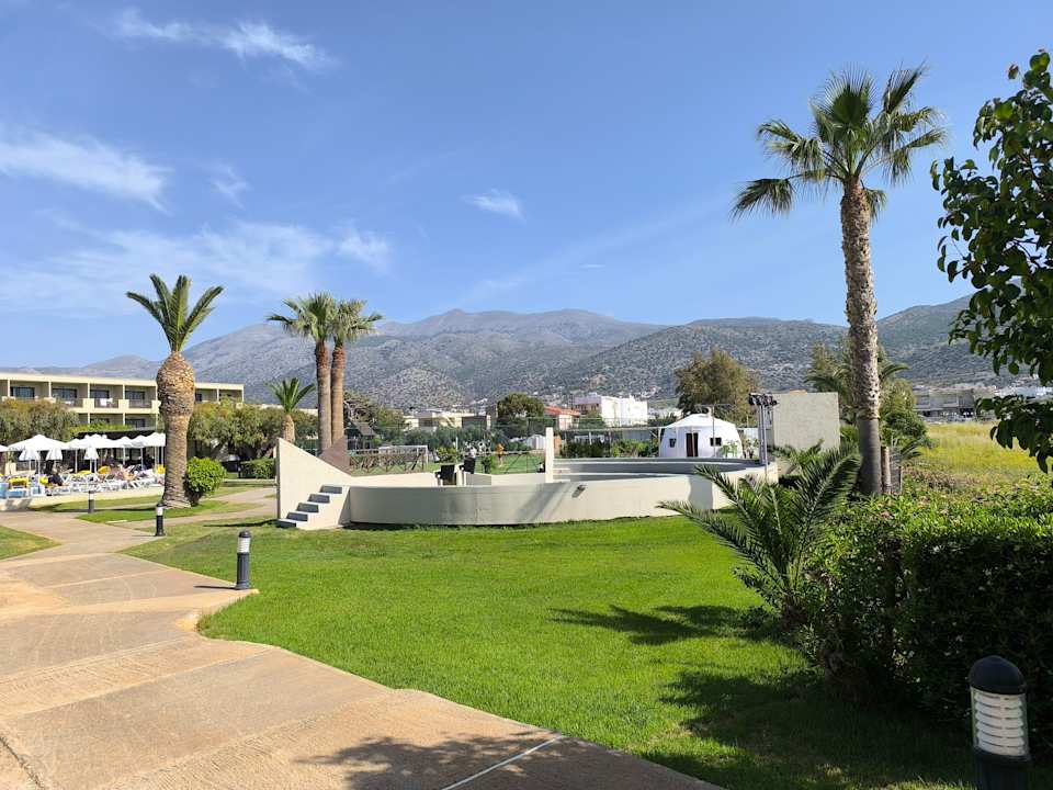 Gartenanlage allsun Hotel Malia Beach