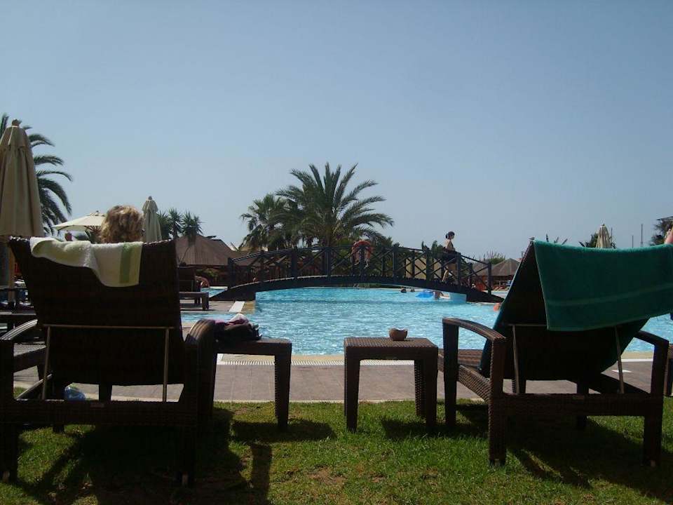 Blick auf den Pool Hotel Paradis Palace