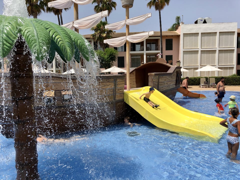 Pool Blau Colònia Sant Jordi