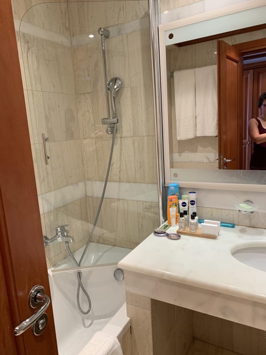 Zimmer Hotel Serita Beach