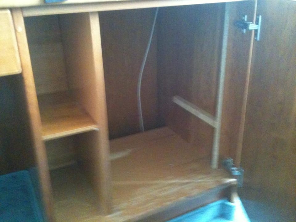 Doch keine Minibar (mehr) vorhanden  Leoso Hotel Ludwigshafen