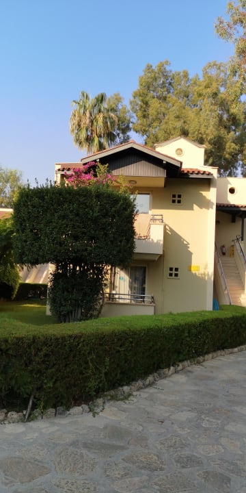 Gartenanlage Melas Holiday Village
