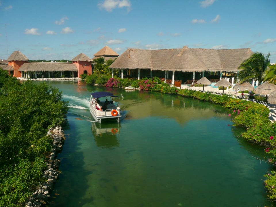 Das Wassertaxi kommt TRS Yucatan Hotel - Adults only