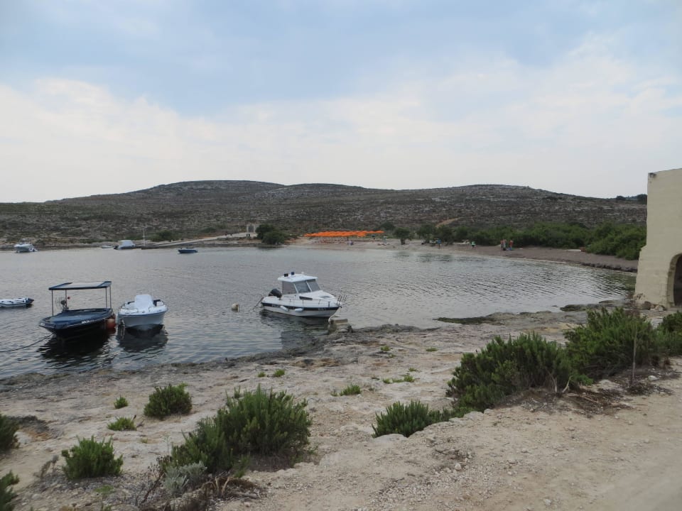 Strand an den Bungalows Comino Hotel & Bungalows