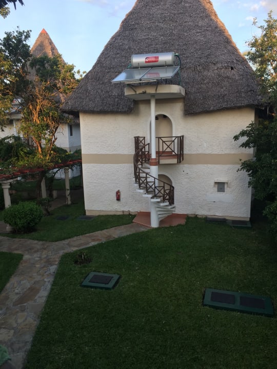 Gartenanlage Neptune Village Beach Resort & Spa