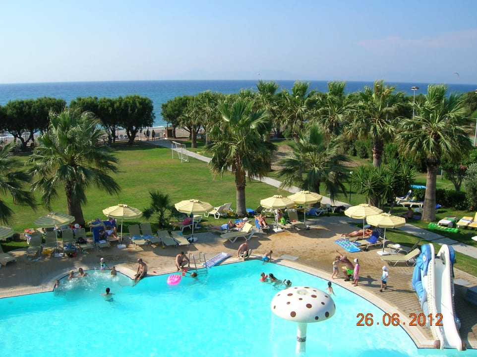 Basen, boisko i morze TUI KIDS CLUB Alex Beach