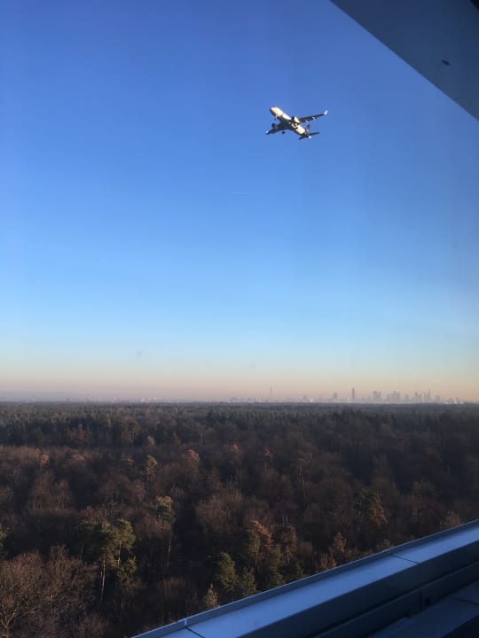 Ausblick Hilton Garden Inn Frankfurt Airport