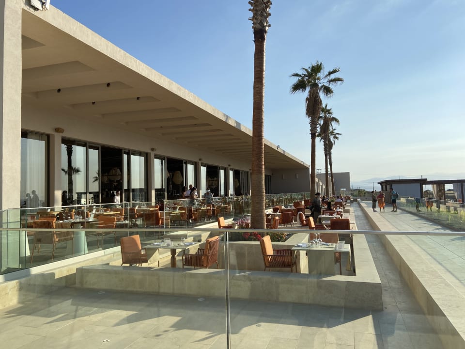 Gastro The Royal Senses Resort, Curio Collection by Hilton