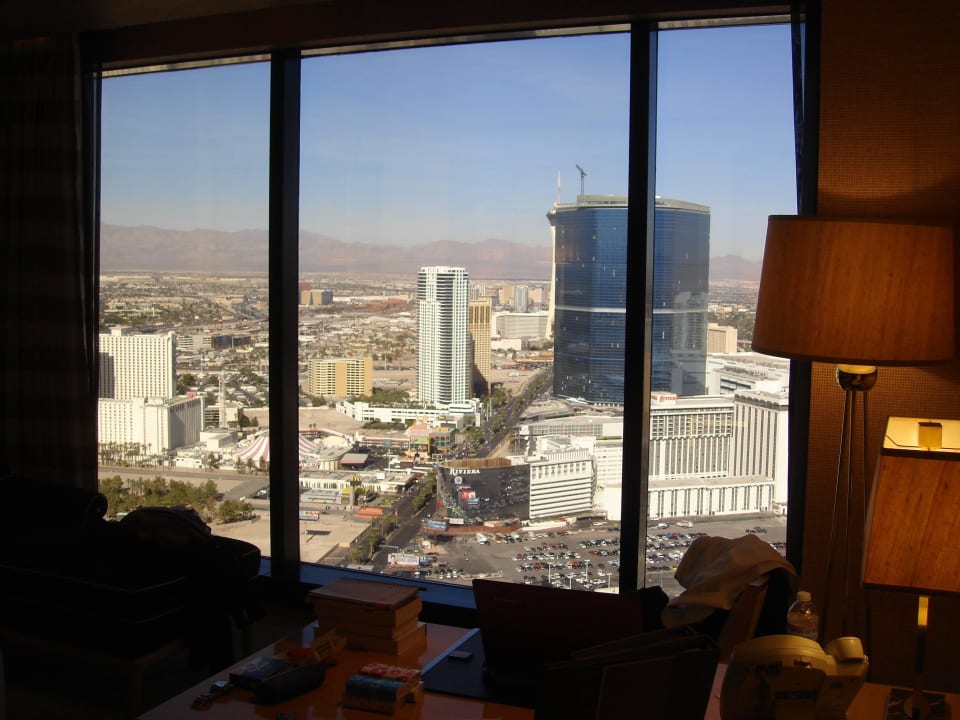 Ausblick vom Zimmer auf den nördlichen Strip Hotel Encore Las Vegas