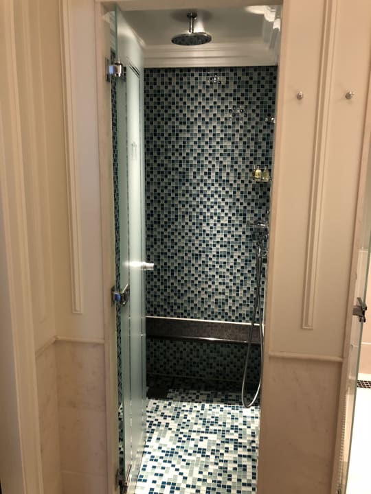 Zimmer Breidenbacher Hof