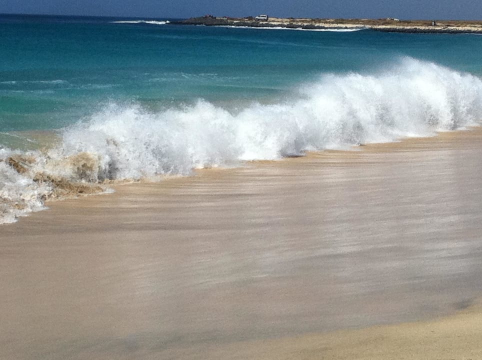 Wellen am Strand Hotel Riu Funana