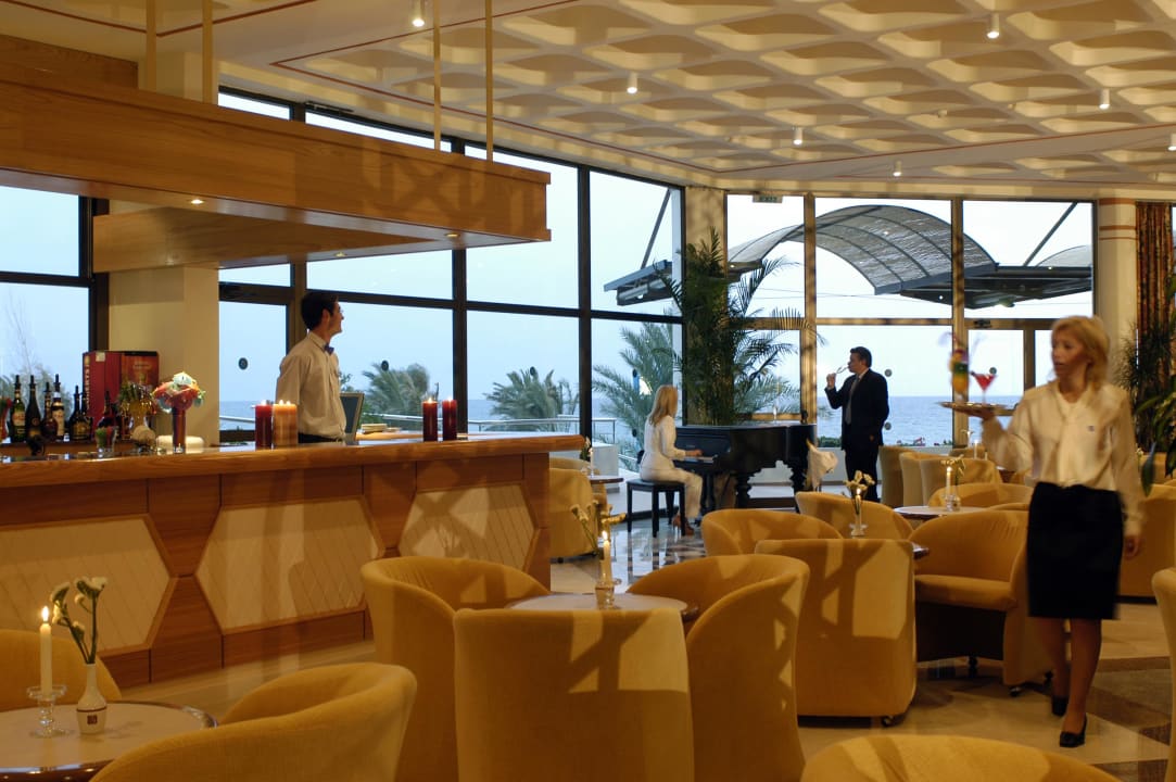 Gastro Constantinou Bros Athena Royal Beach Hotel