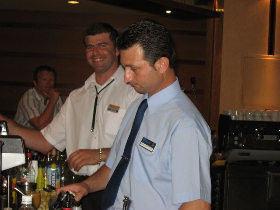 Die Cocktailmischer Hotel Calypso Beach