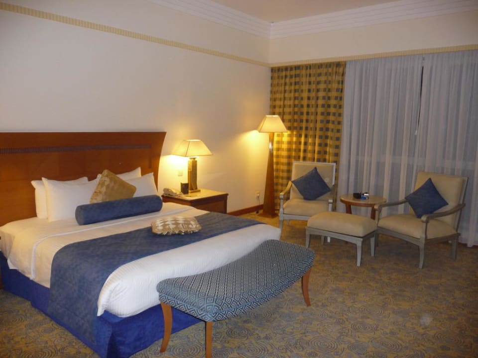 Zimmer Hotel Le Meridien Al Aqah Beach Resort