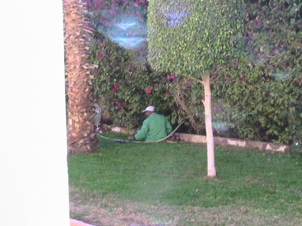 Arbeiter im Hotel Pickalbatros Aqua Park Resort - Hurghada