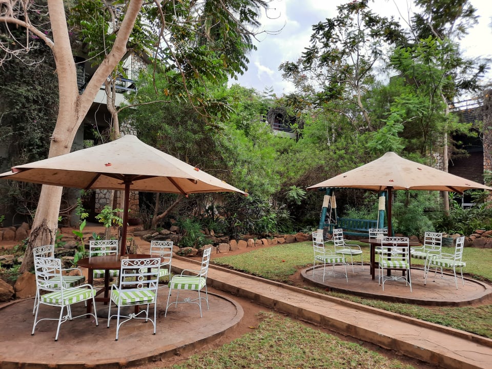 Gartenanlage Taita Hills Safari Resort & Spa