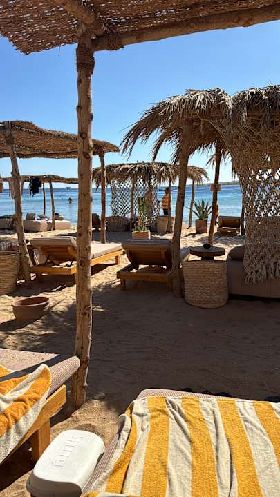 Strand Fort Arabesque Resort, Spa & Villas