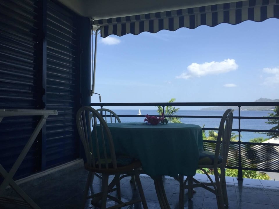 Individual terrace Residence Studio et Appartement au carbet vue mer & piscine