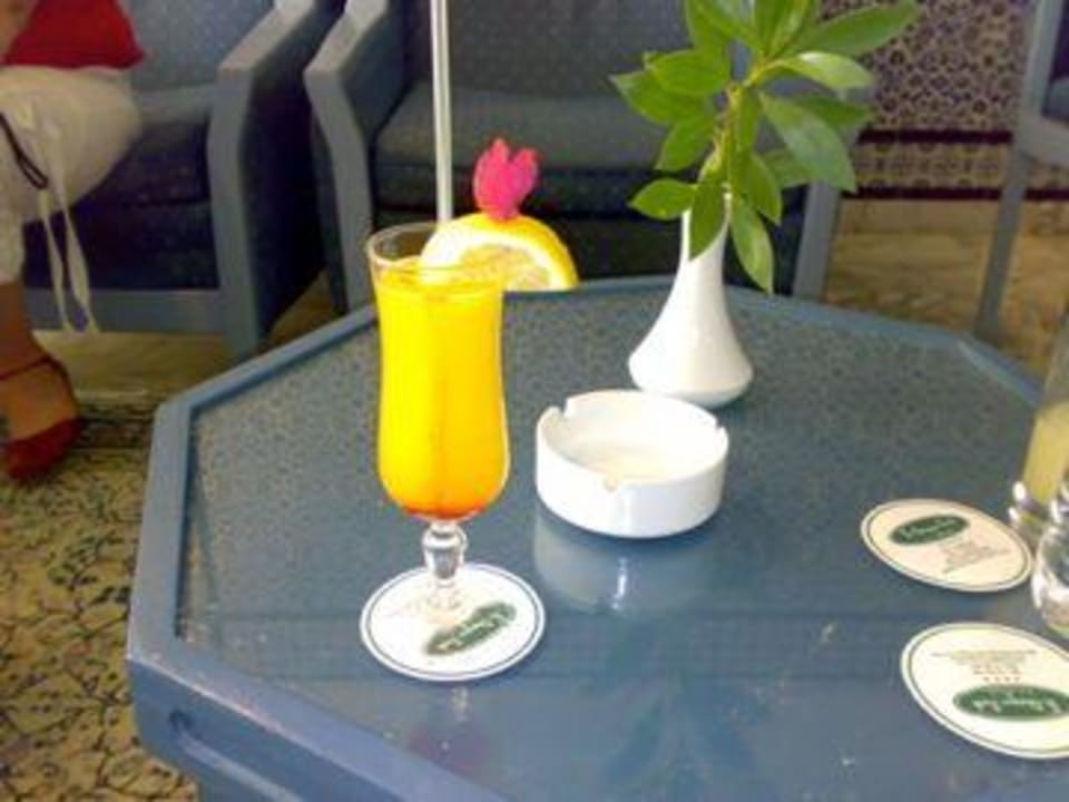 Der Cocktail ist fertig The Orangers Beach Resort and Bungalows