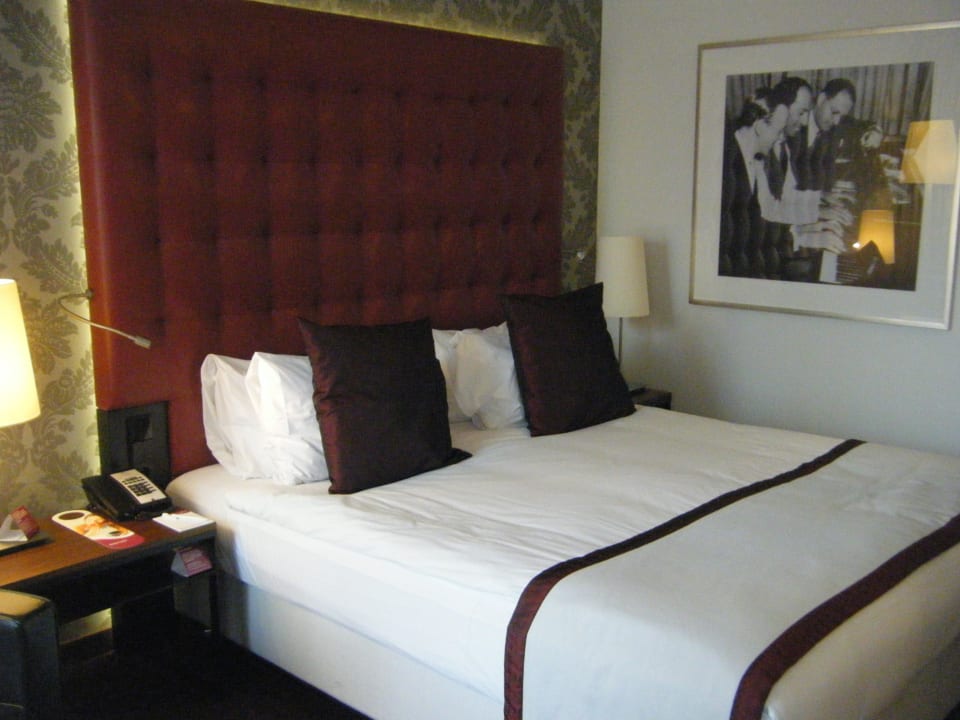 Gemütliches Bett Crowne Plaza Hotel Amsterdam South