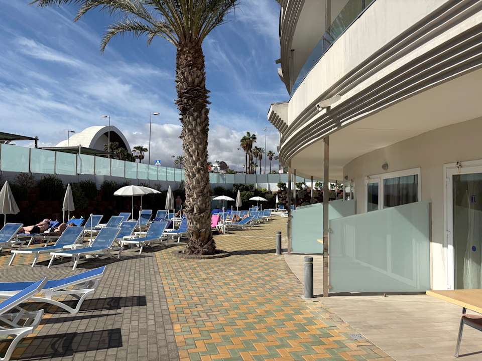 Pool HL Suitehotel Playa del Ingles