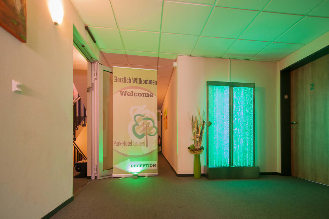 Eingangsbereich Park-Hotel Leimen