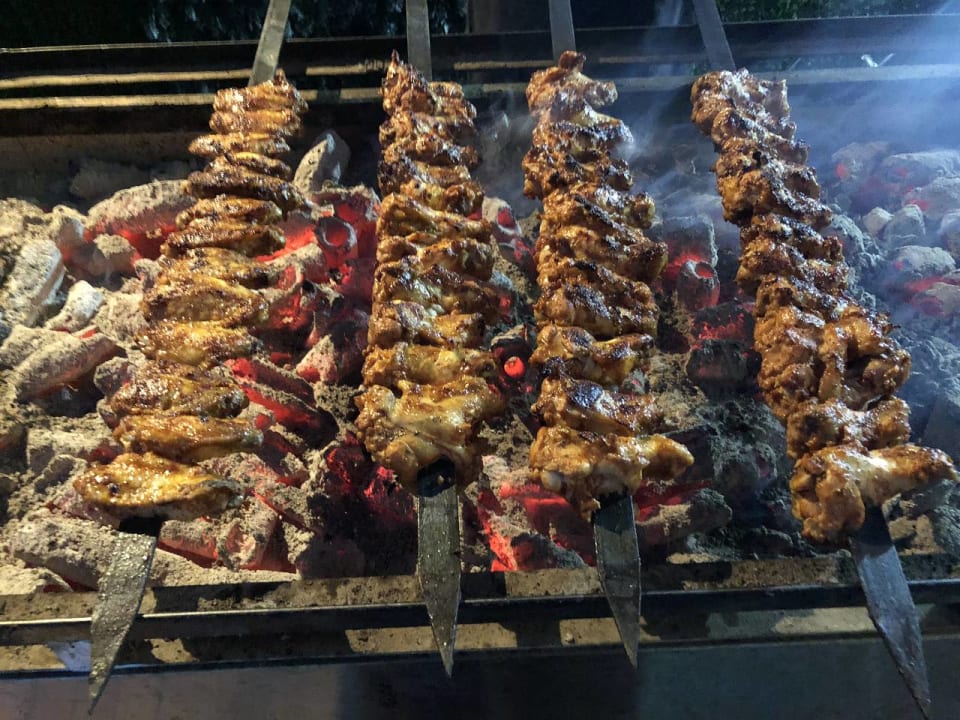 Gegrilltes Azura Deluxe Resort & Spa Hotel