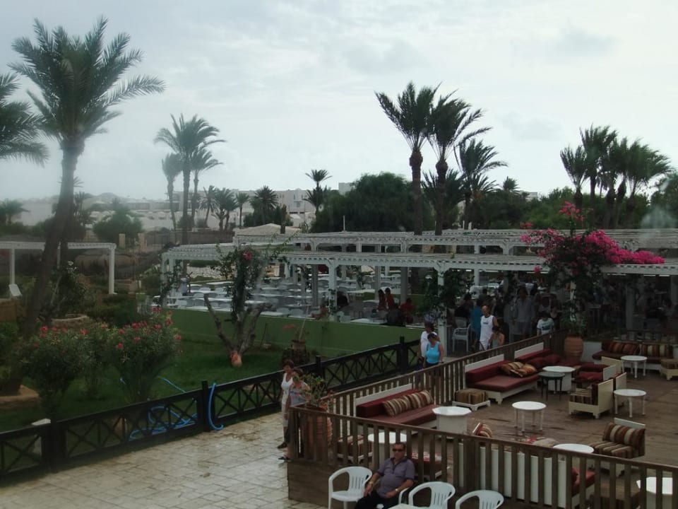 Der Außenbereich vom Restaurant Djerba Sun Beach Hotel & Spa