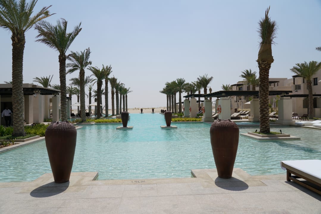 Pool Al Wathba, a Luxury Collection Desert Resort & Spa, Abu Dhabi