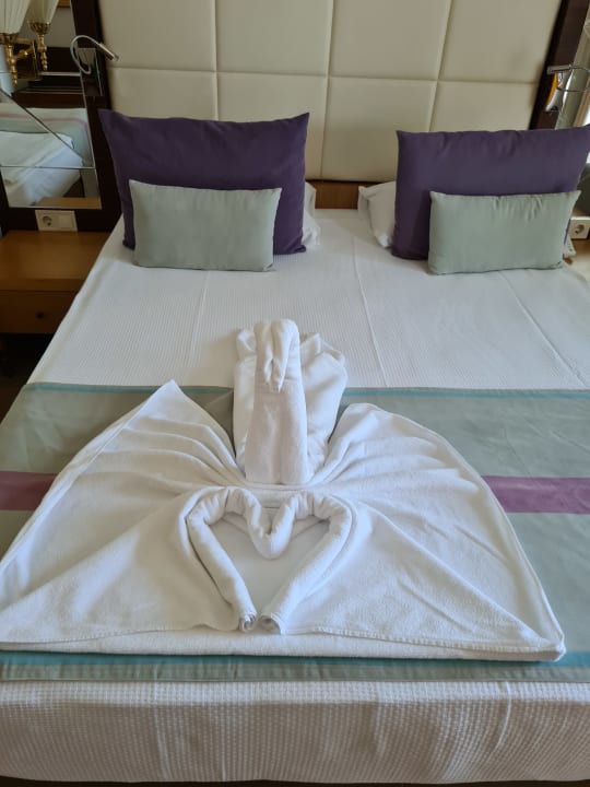 Zimmer Dream World Aqua Hotel