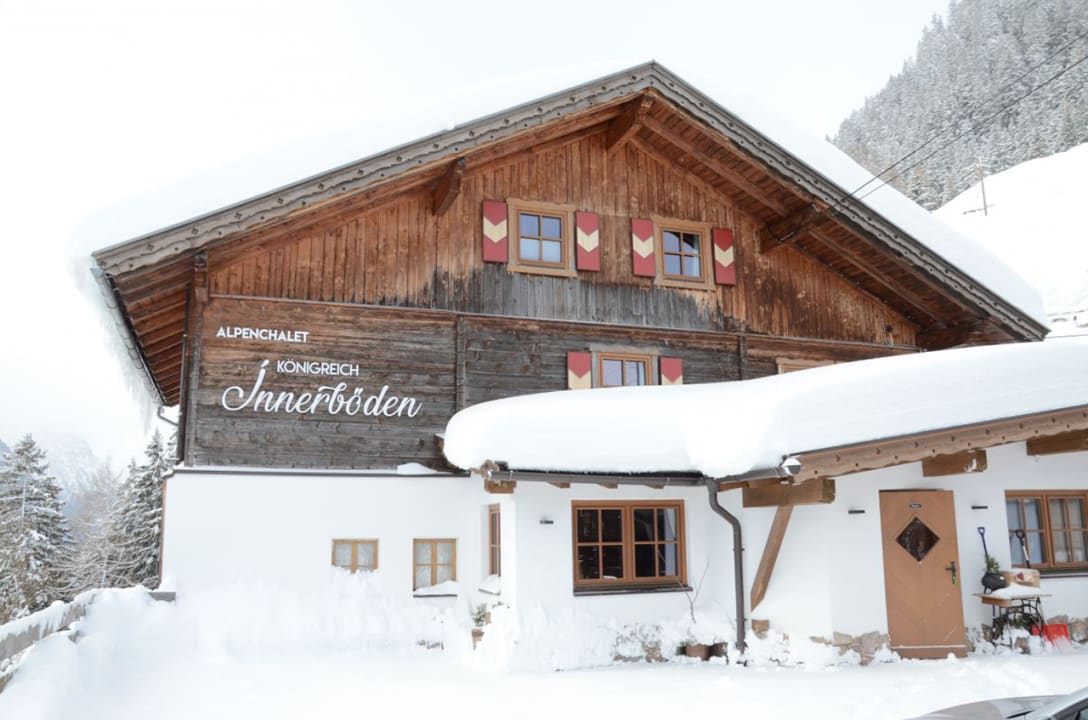 Außenansicht Alpenchalets Königreich Innerböden