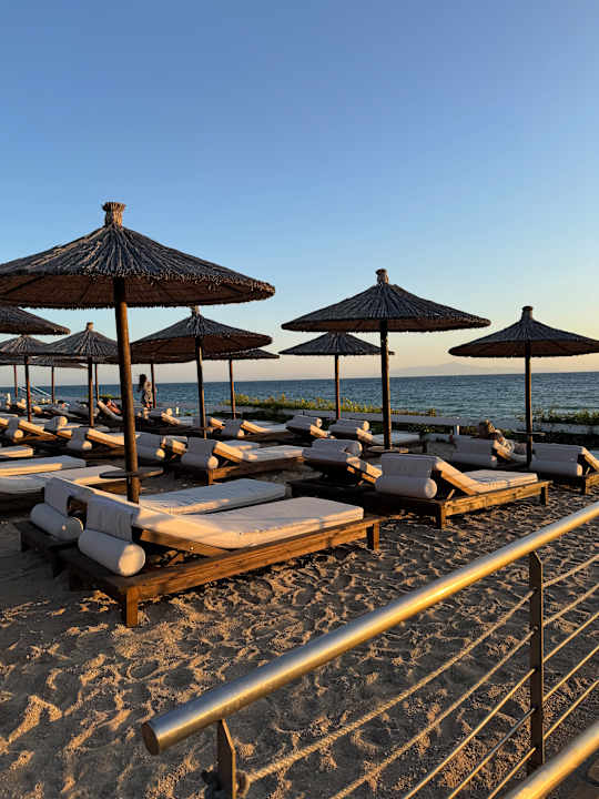 Strand Istion Club & Spa