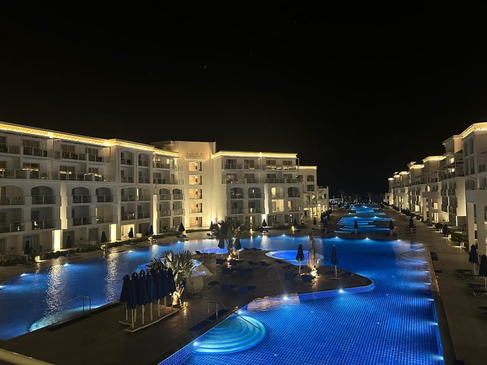 Pool Pickalbatros Blu Spa Resort