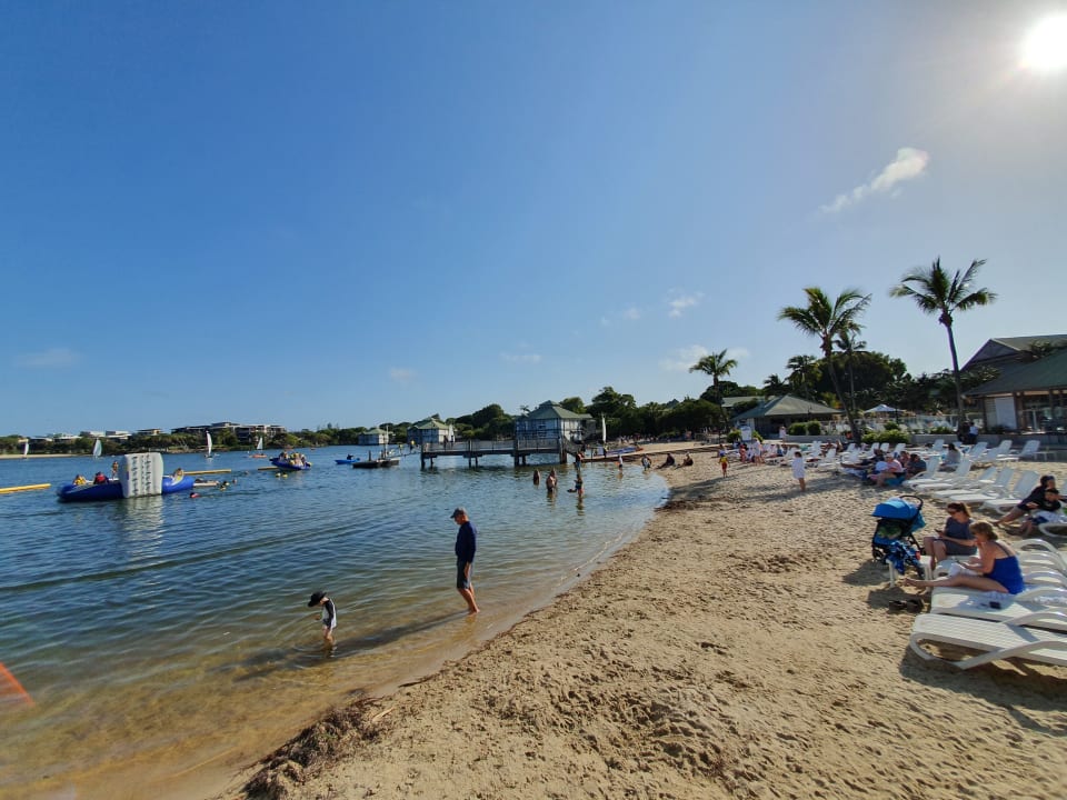 Strand Novotel Twin Waters Resort