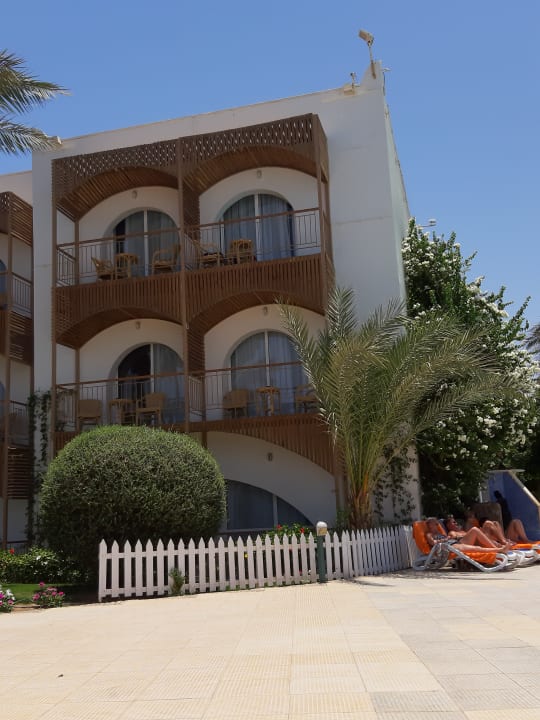 Außenansicht Desert Rose