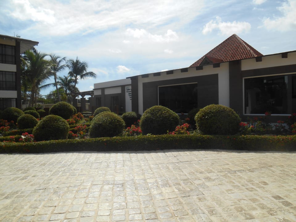 Theater Villas Bavaro Resort & Spa