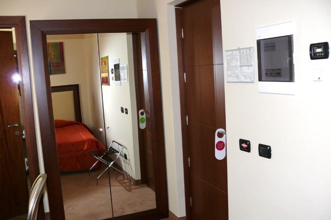 Zimmer Hotel For You