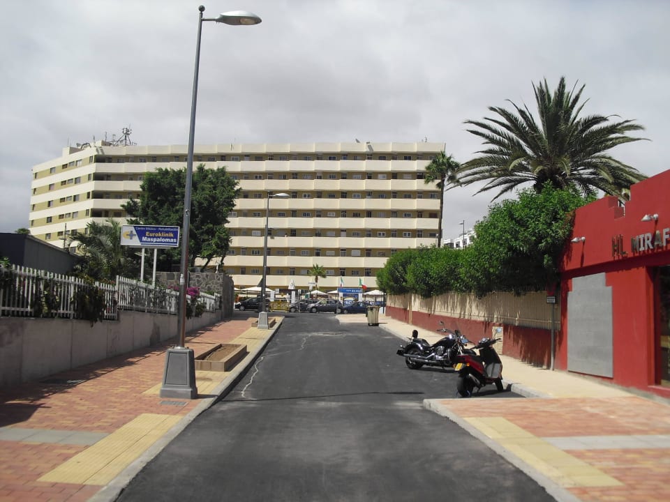 Strasse HL Miraflor Suites Hotel