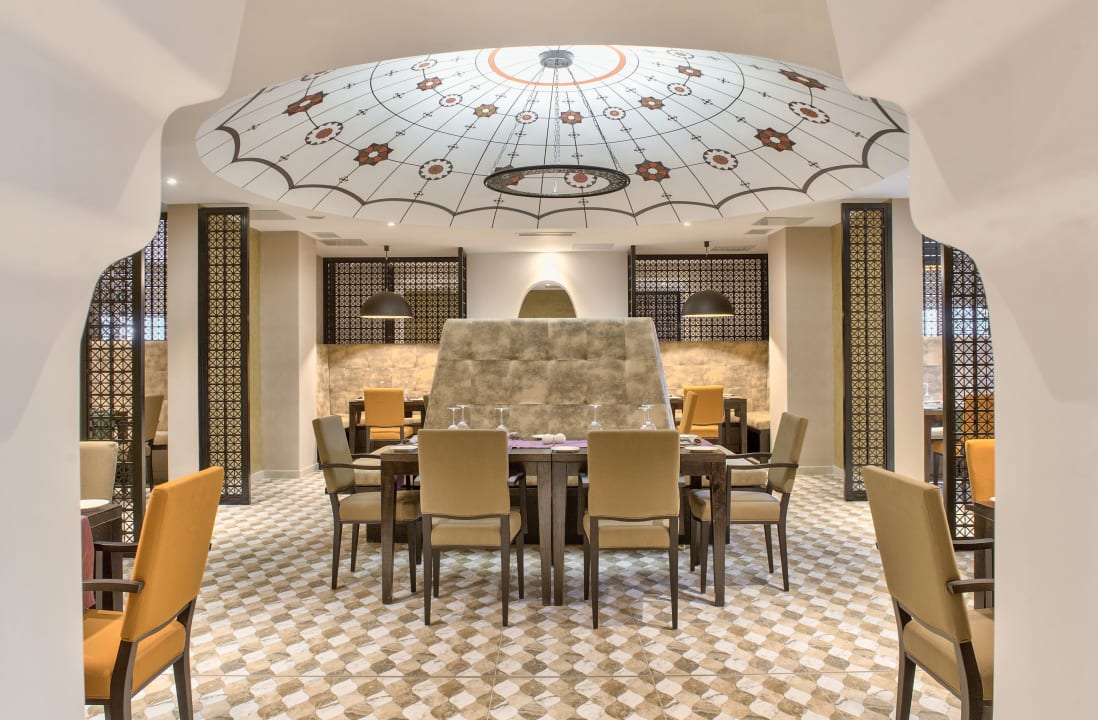 Tagine Restaurant - Moroccan & Indian Cuisine db San Antonio Hotel + Spa