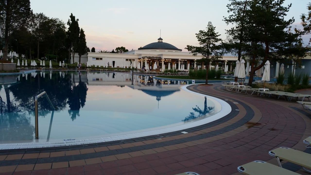 Poolbar Dreams Sunny Beach Resort & Spa